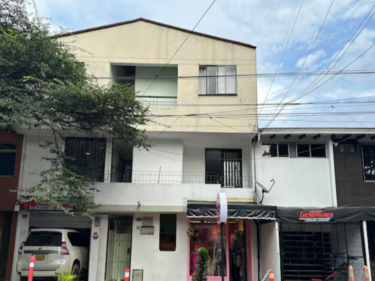 Apartamento en zona rosa de Laureles