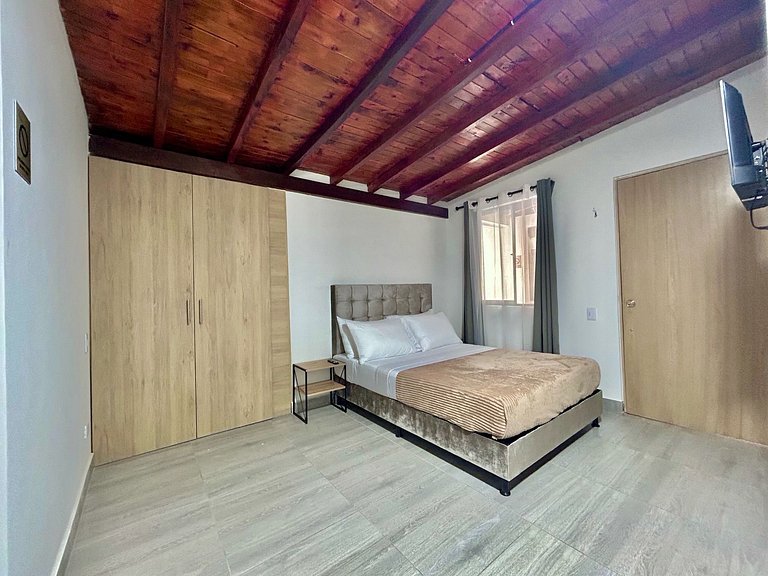 Laureles Zona rosa 33, apto C204, económico y funcional