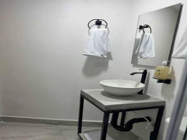 Laureles Zona rosa 33, apto C104, económico y funcional