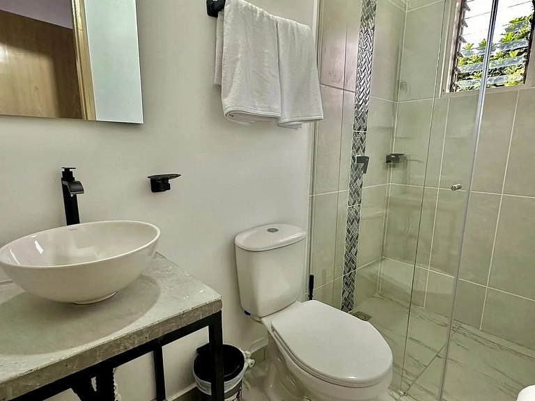 Laureles Zona rosa 33, apto C207, económico y funcional