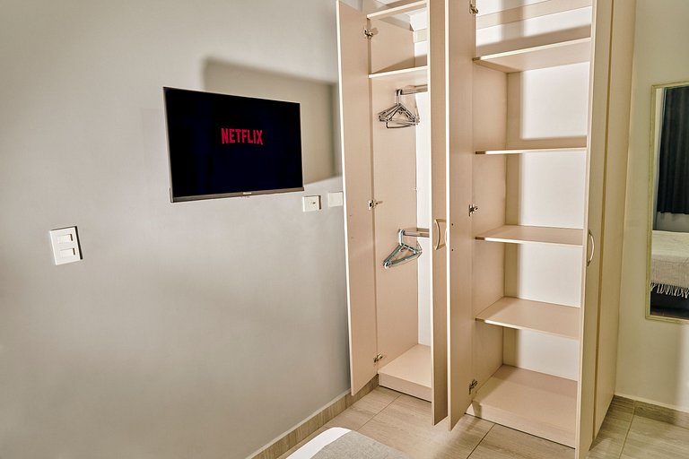 S203. Economic and Functional Apartament