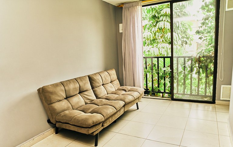 204. Economic and Functional Apartment