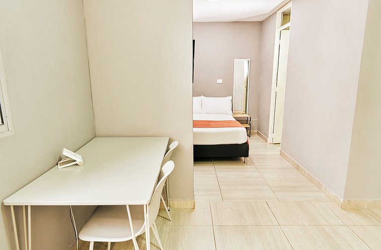 S105. Economic and Functional Apartament