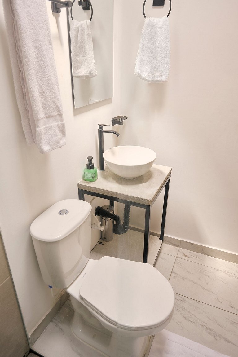 C109: Economic and Functional Loft