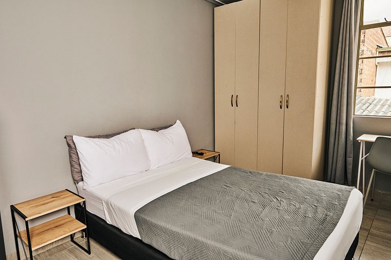 S201. Economic and Functional Loft