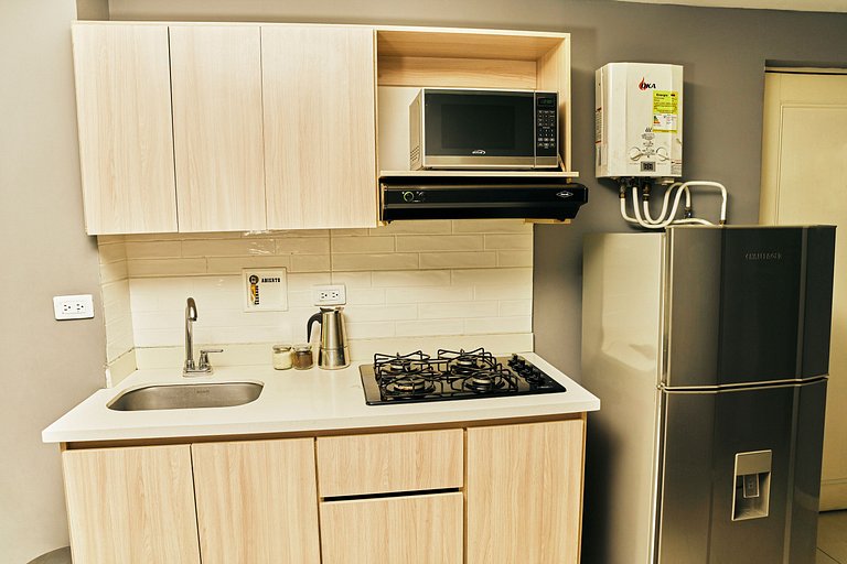 204. Economic and Functional Apartment