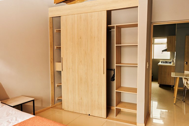Laureles, apartamento completo 402 económico y funcional
