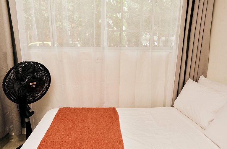 S102. Economic and Functional Apartament