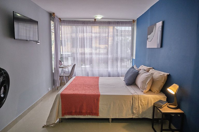 Laureles, apartamento completo 202 económico y funcional