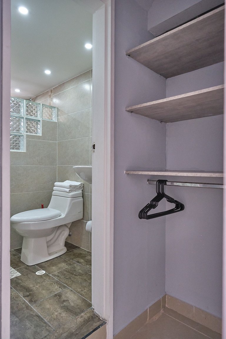 Laureles, apartamento completo 202 económico y funcional