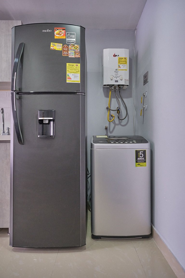 Laureles, apartamento completo 202 económico y funcional