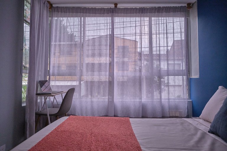 Laureles, apartamento completo 202 económico y funcional
