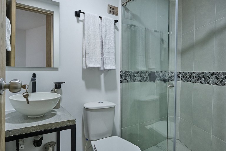 Laureles Zona rosa 33, apto C106, económico y funcional