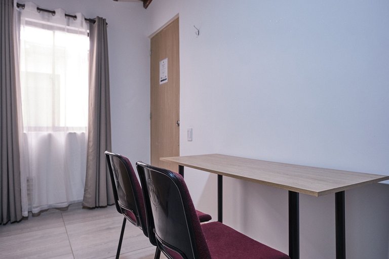 Laureles Zona rosa 33, apto C212, económico y funcional