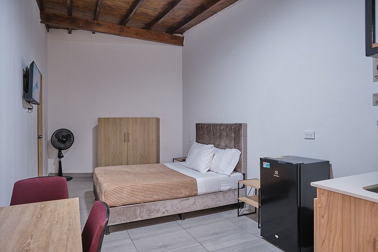 C212: Economic and Functional Loft