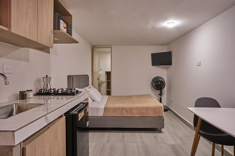 Laureles Zona rosa 33, apto C001