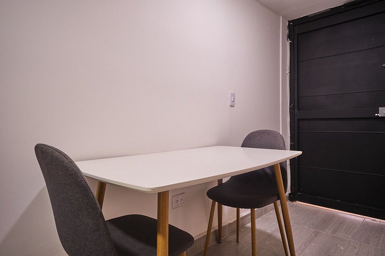 Laureles Zona rosa 33, apto C001