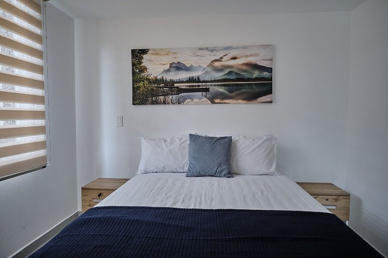 Vista al Lago – Muelle y Zona Urbana