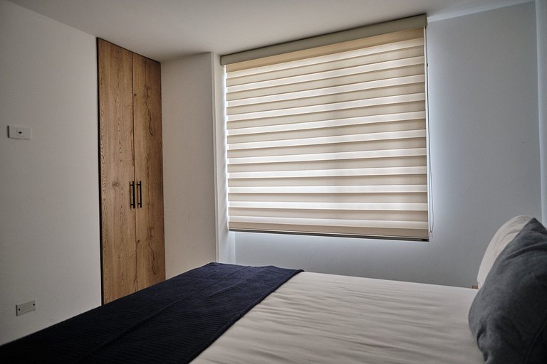 Vista al Lago – Muelle y Zona Urbana