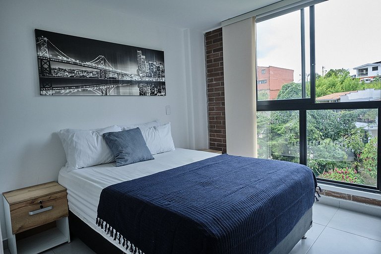 Vista al Lago – Muelle y Zona Urbana