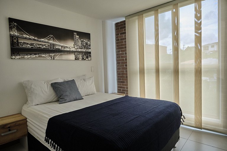 Vista al Lago – Muelle y Zona Urbana