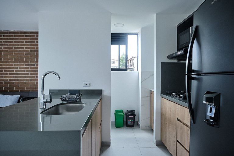 Vista al Lago – Muelle y Zona Urbana