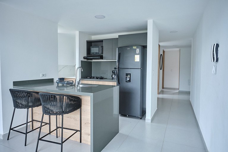 Vista al Lago – Muelle y Zona Urbana