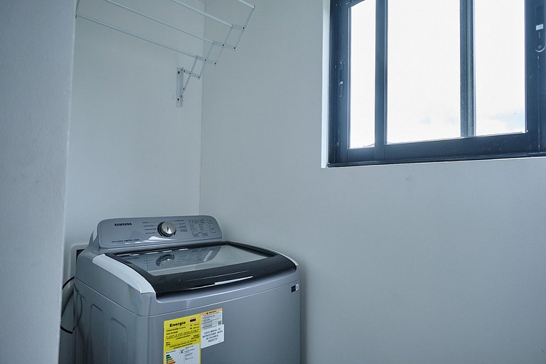 Vista al Lago – Muelle y Zona Urbana