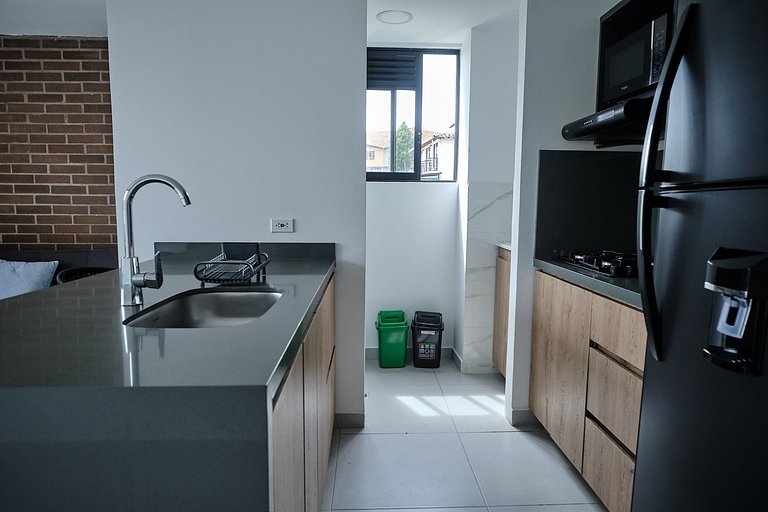 Vista al Lago – Muelle y Zona Urbana