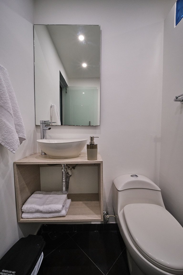 Laureles, apartamento completo 304 económico