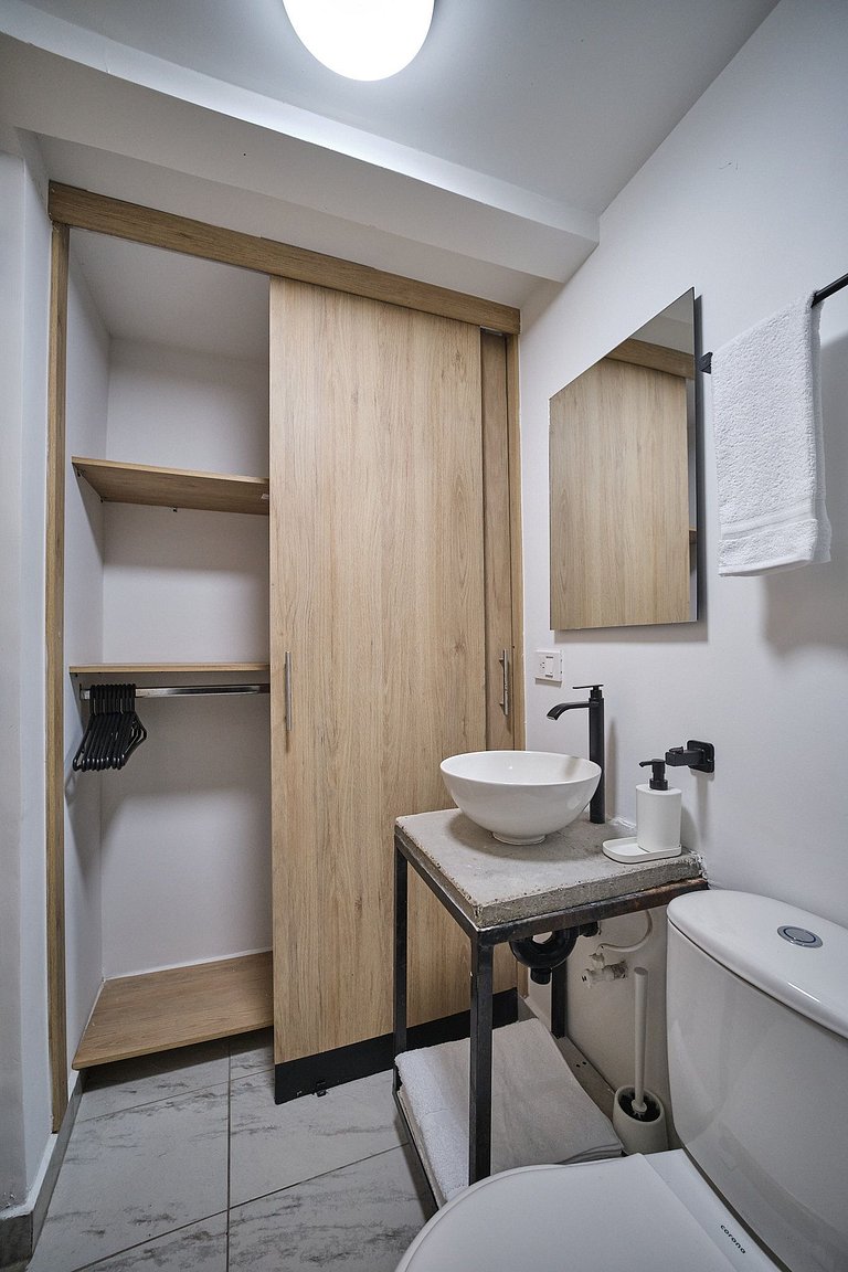 BLUE104 | Loft Laureles A/C moderno