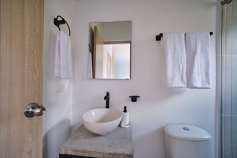 BLUE107 | Loft Laureles A/C moderno