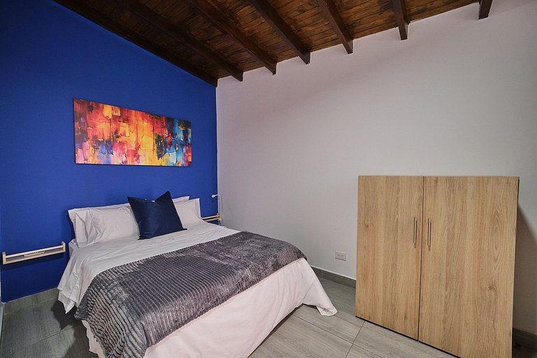BLUE108 | Loft privado Laureles con A/C