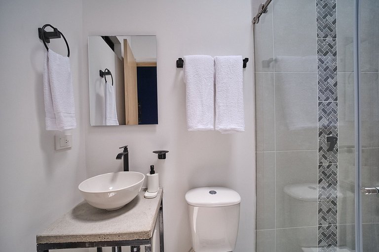 Loft ideal en Laureles con A/C | BLUE212