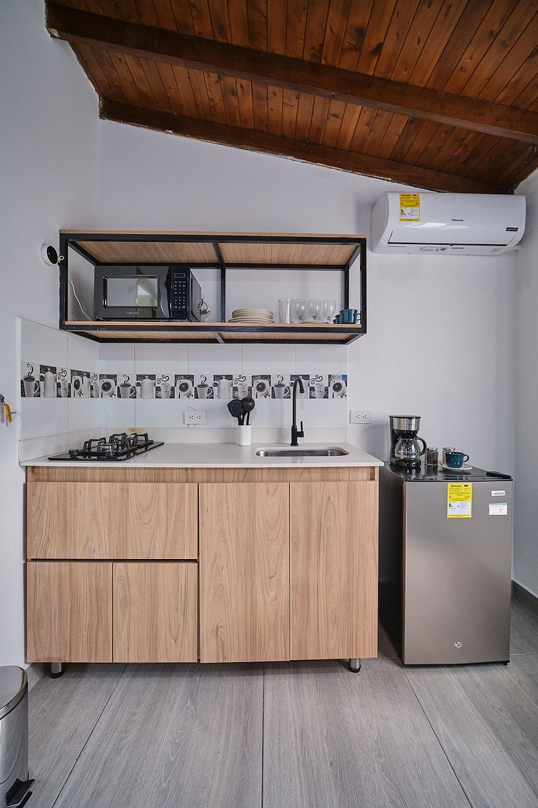 Laureles Blue 206 | Business Suite · AC + WiFi ·