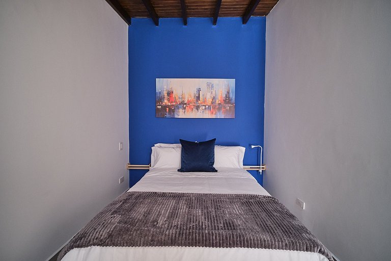 Laureles Blue 209 | Local Vibe · AC + WiFi