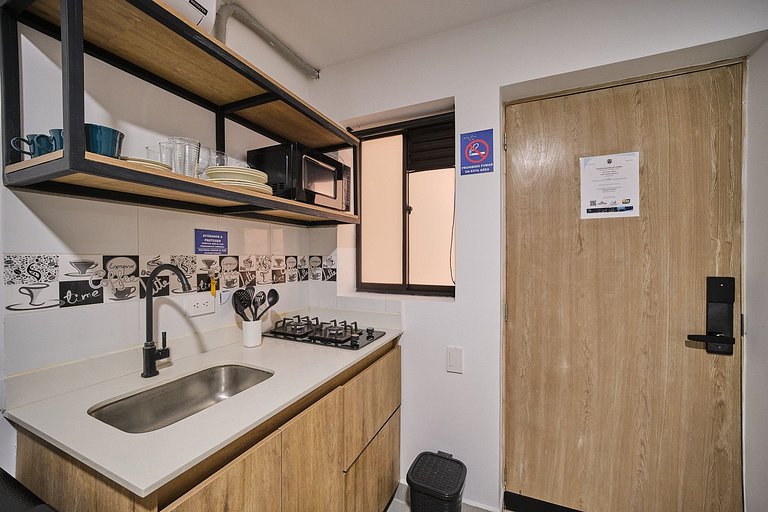 Laureles · Loft Top · Cocina + A/C Blue 103