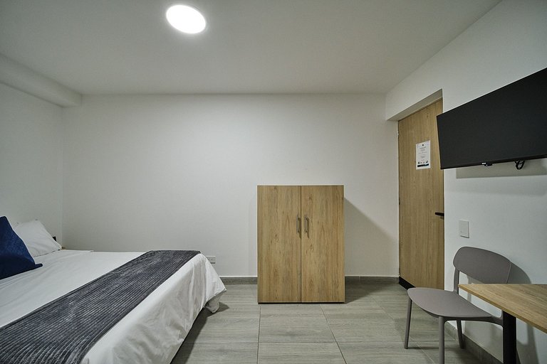 Laureles · Central · Aire Acondicionado BLUE110