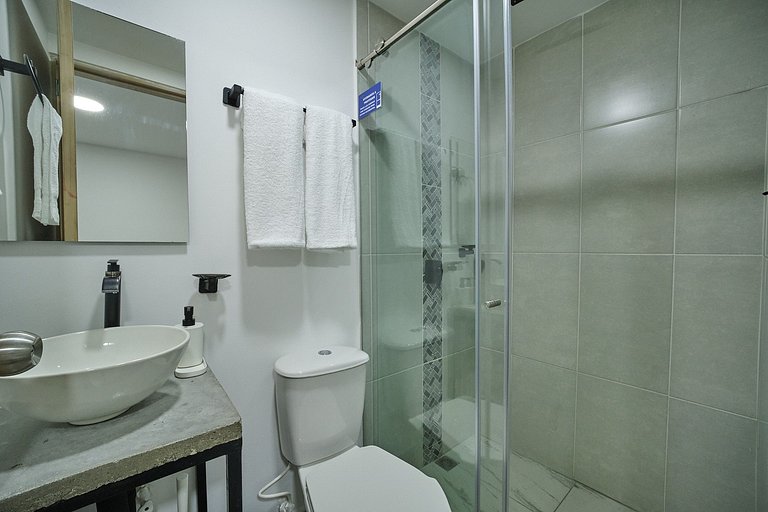 Laureles · Central · Aire Acondicionado BLUE110