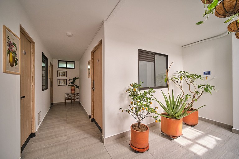 Loft central en Laureles con A/C | BLUE211