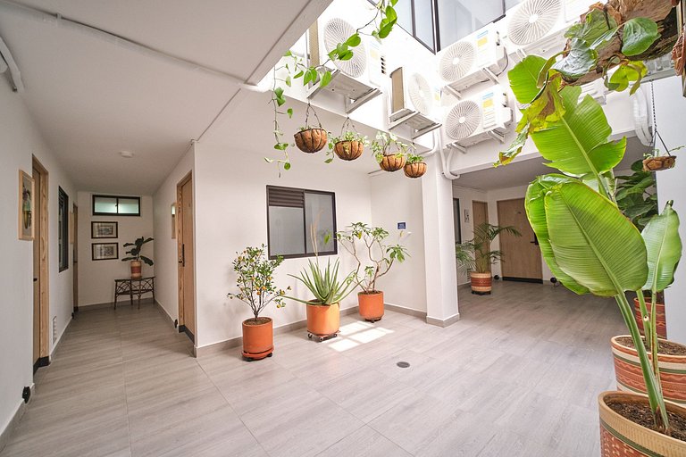 Loft central en Laureles con A/C | BLUE211