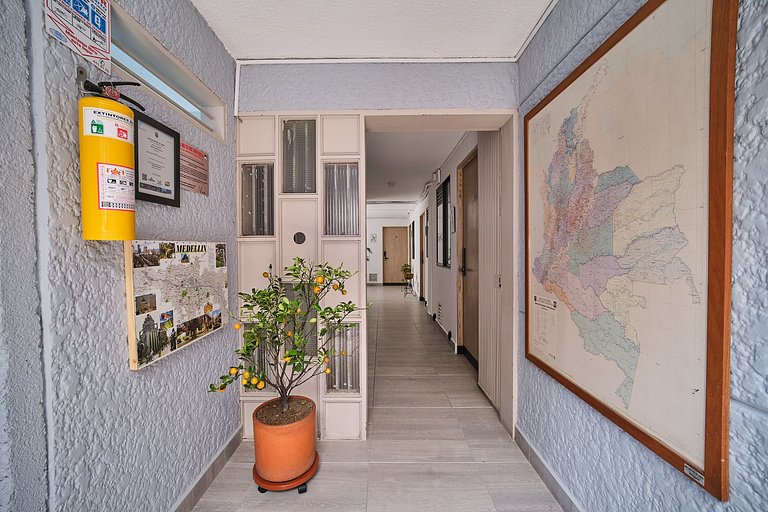 BLUE108 | Loft privado Laureles con A/C