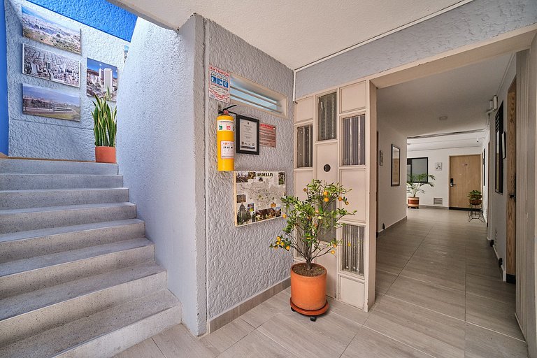Loft central en Laureles con A/C | BLUE211