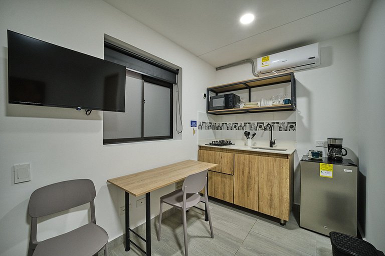 Laureles · Central · Aire Acondicionado BLUE110