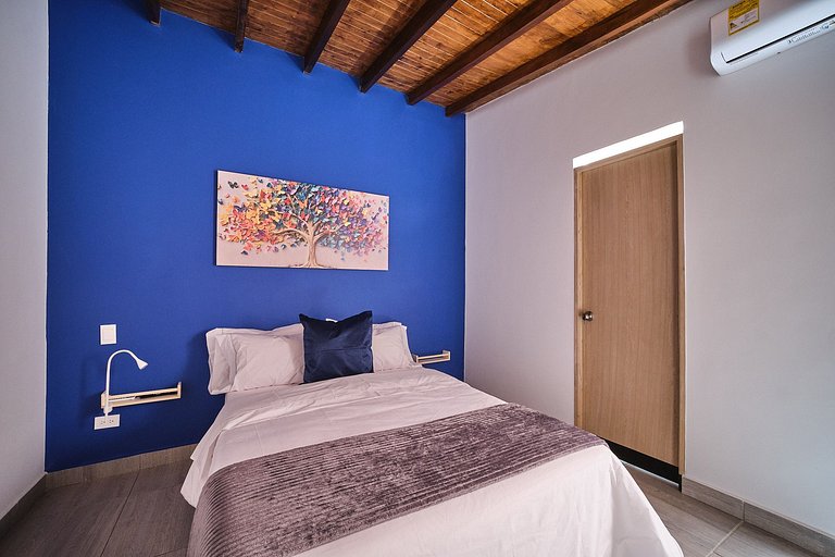 Loft central en Laureles con A/C | BLUE211
