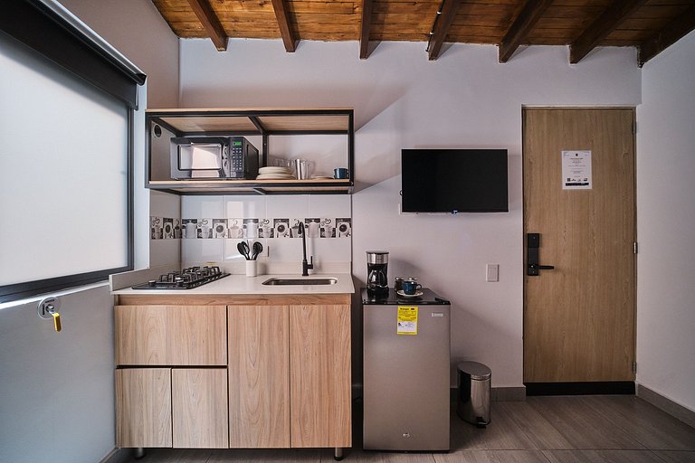Loft central en Laureles con A/C | BLUE211