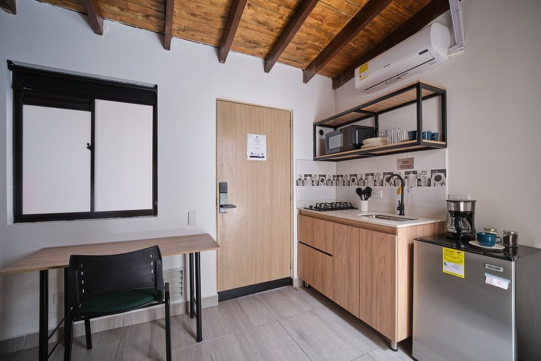 Laureles loft central A/C | BLUE210