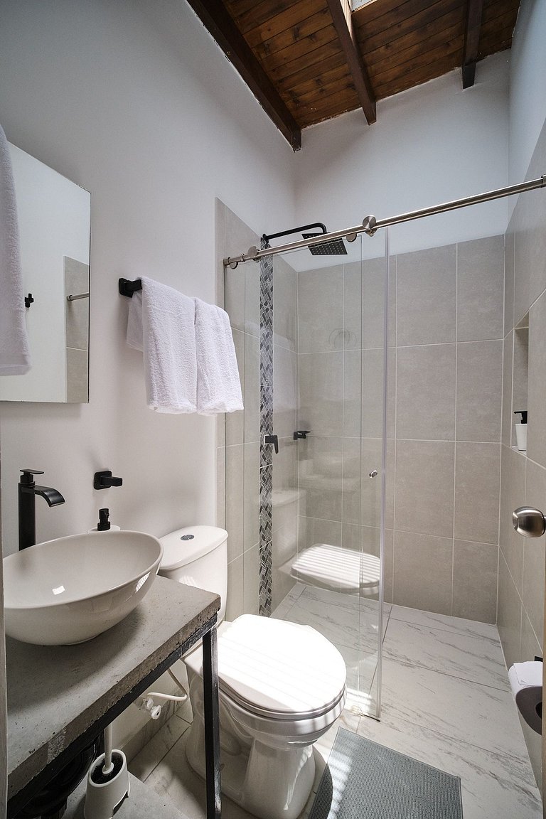 Laureles loft central A/C | BLUE210