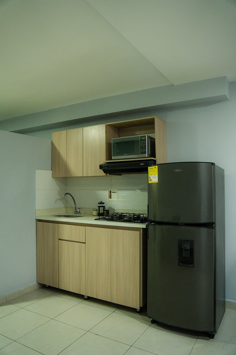 Laureles, apartamento completo 101 económico y funcional
