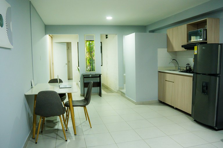 Laureles, apartamento completo 101 económico y funcional